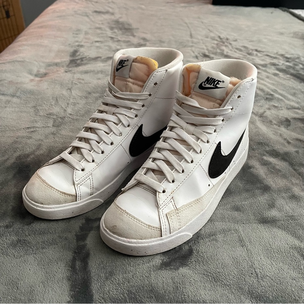 Nike Blazer Mid ‘77 Women’s Shoes